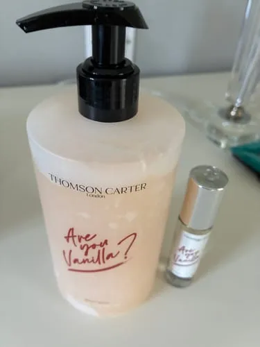 Rouge Avenue Are You Vanilla body wash 450ml vanilje