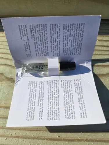 Rouge Avenue Smoke & Mirrors eau de parfum 2ml læder