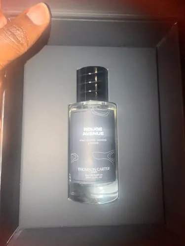 Rouge Avenue Shelby Lane eau de parfum 2ml mørk musk