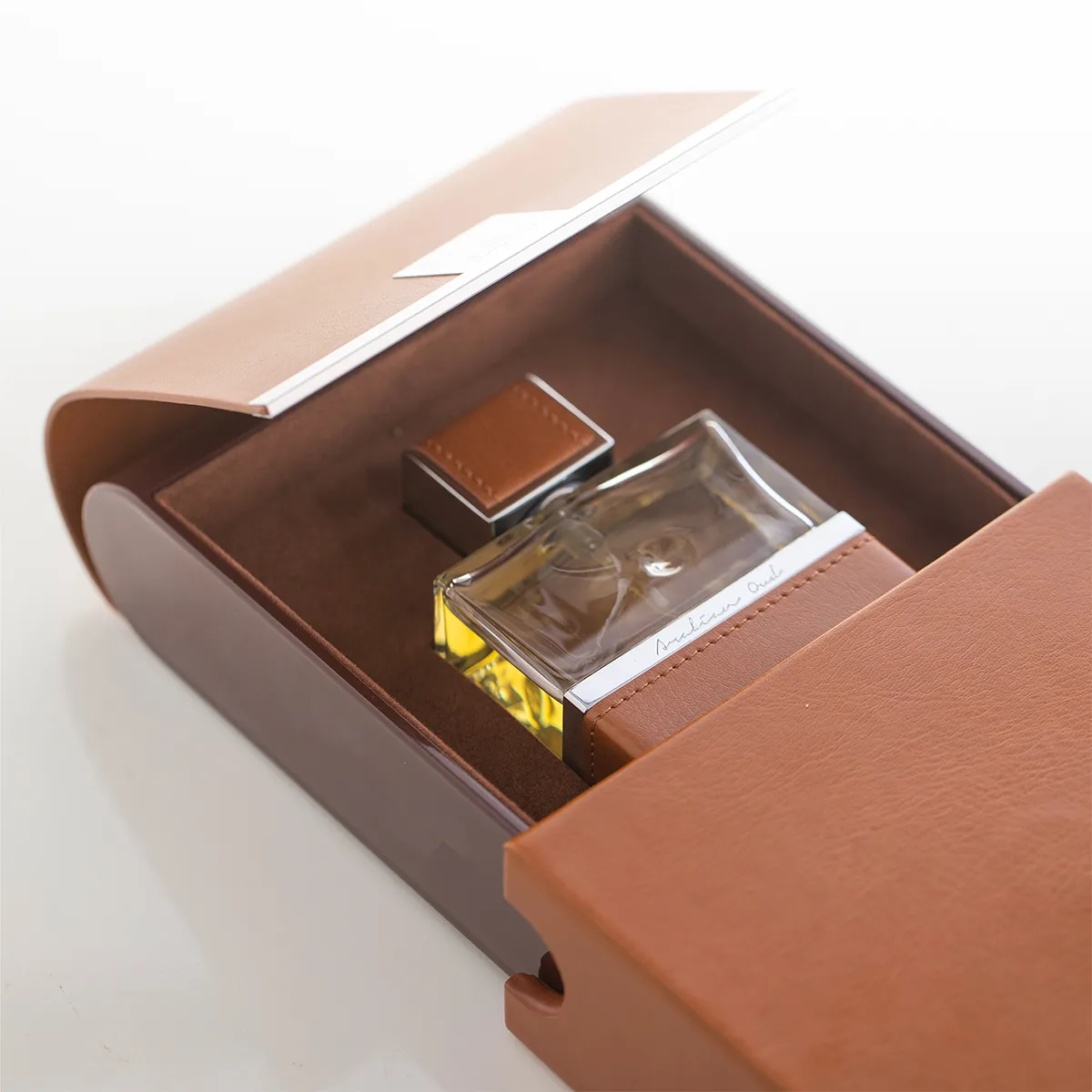 Arabian Oud Arabian Leather eau de parfum 100 ml læder