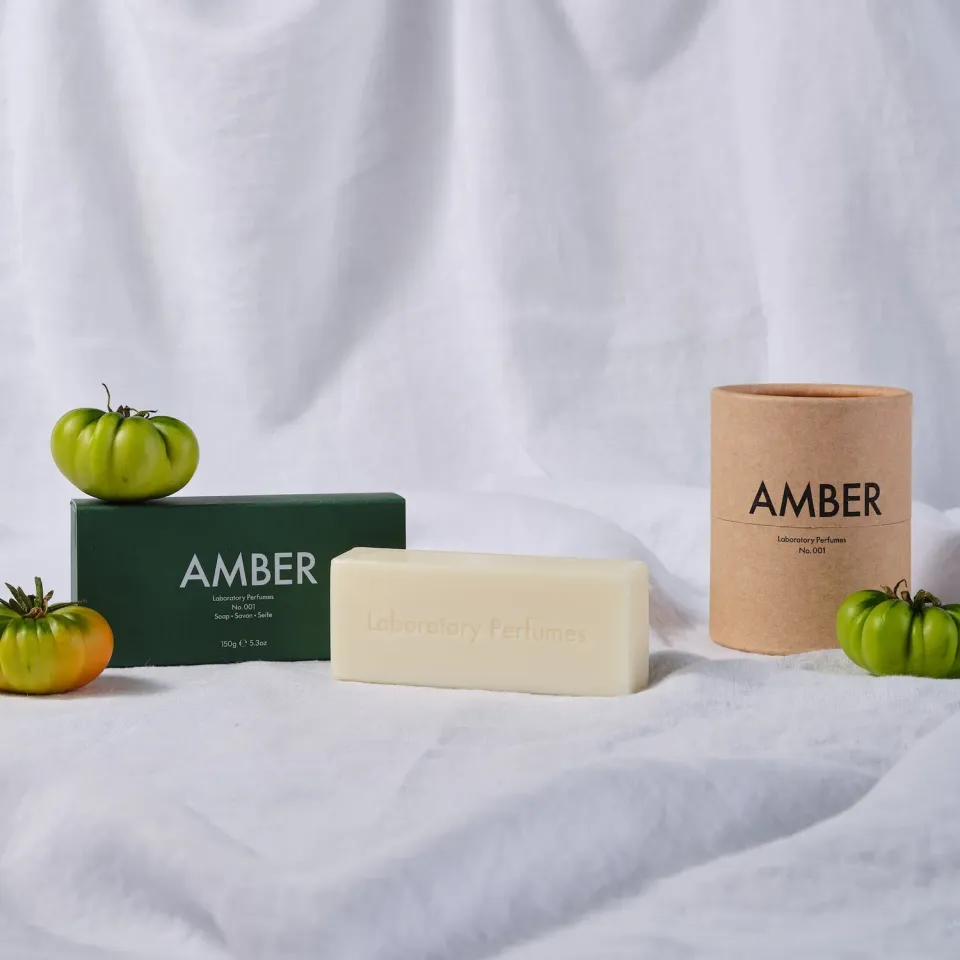 Laboratory Perfumes Amber sæt lys 120g sæbe 150g