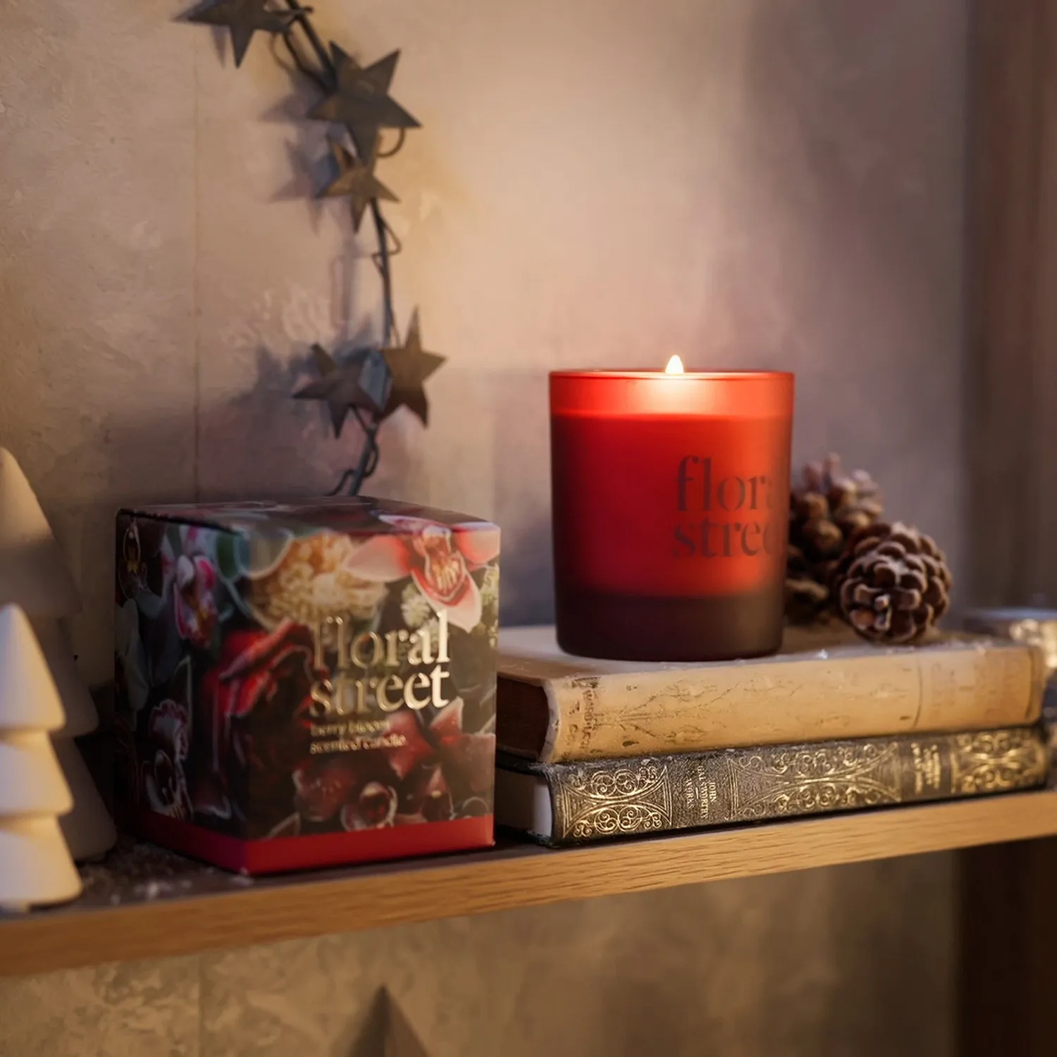 Floral Street Berry Bloom Limited Edition duftlys 200 g bær