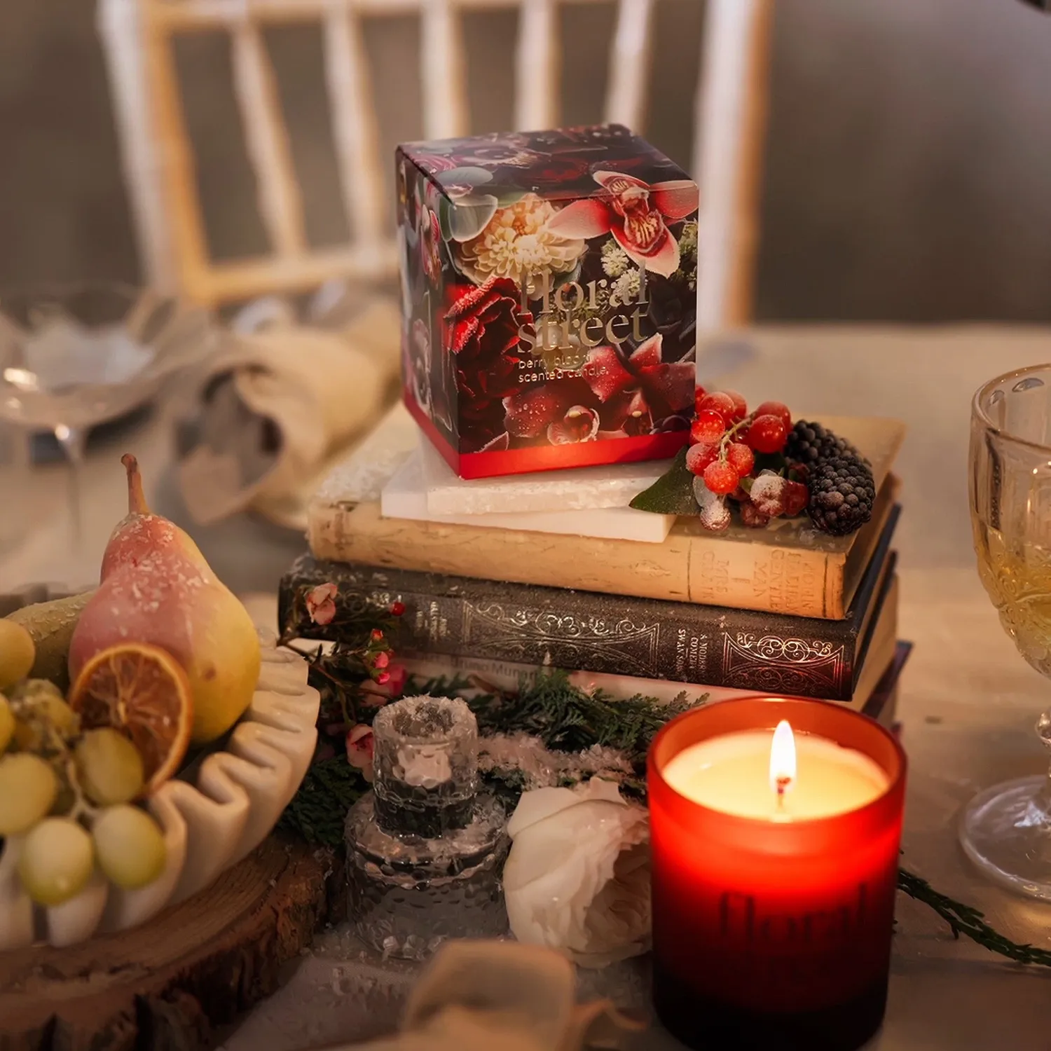 Floral Street Berry Bloom Limited Edition duftlys 200 g bær