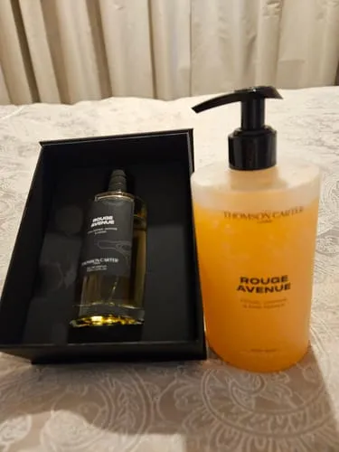 Rouge Avenue Complete gavesæt parfume 100ml + shower gel