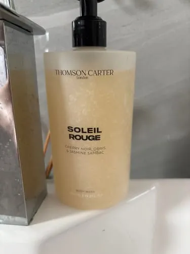 Rouge Avenue Soleil Rouge body wash 450 ml kirsebær